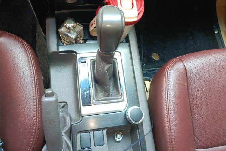 Used Toyota Prado  Gear Lever