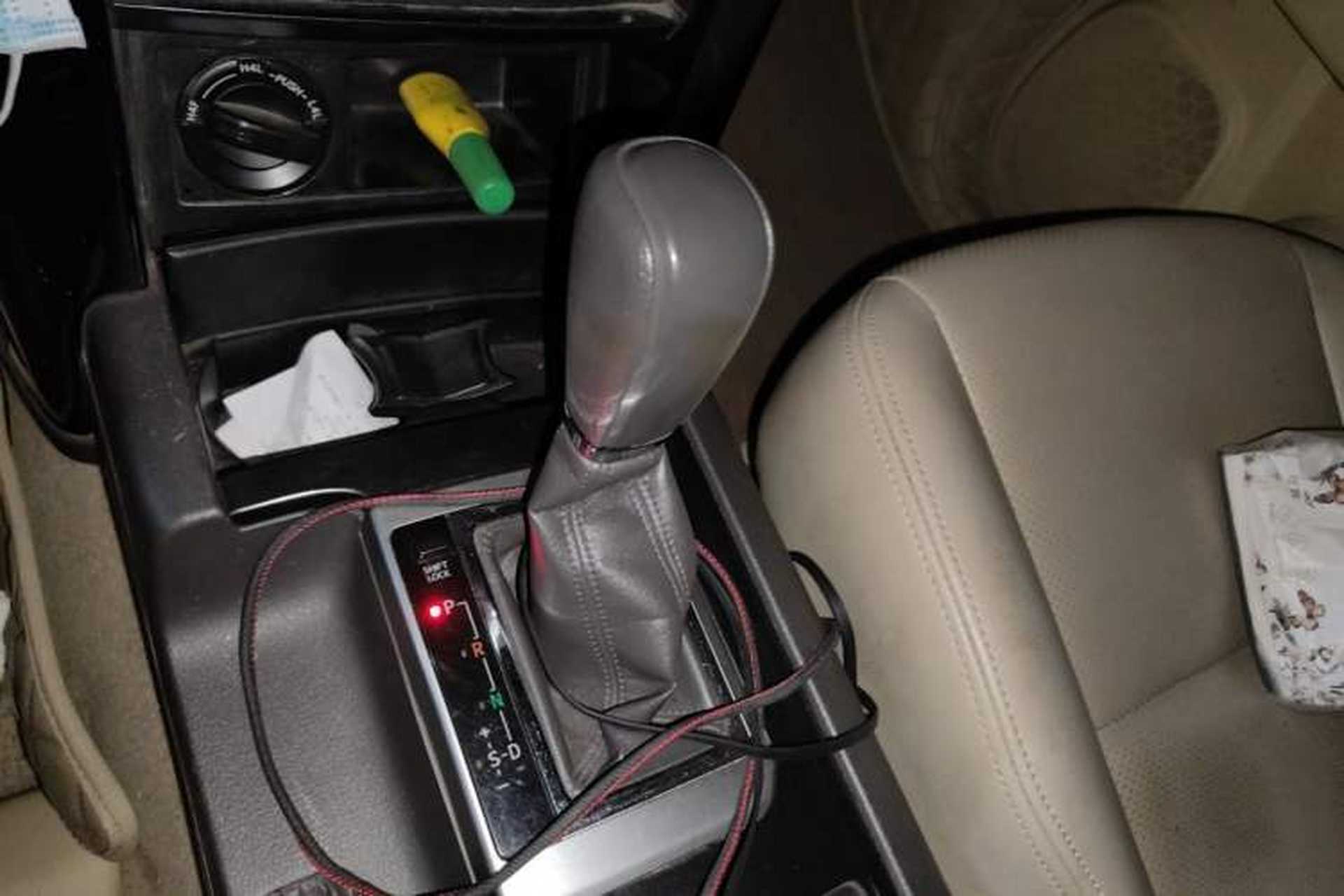 Used Toyota Prado  Gear Lever