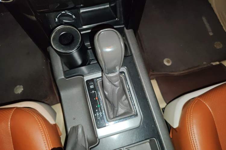 Used Toyota Prado  Gear Lever