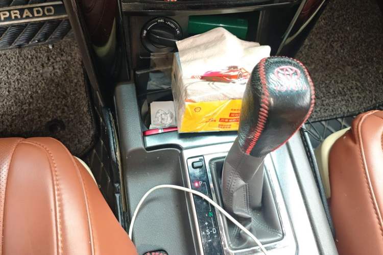 Used Toyota Prado  Gear Lever