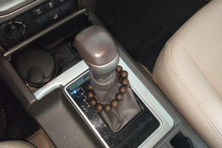 Used Toyota Prado  Gear Lever