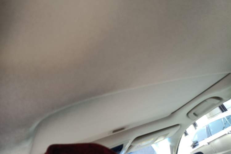 Used Toyota Prado 2017 2.7L Automatic 2700 Gasoline 4x4 7-Seater – Middle East Version Headliner