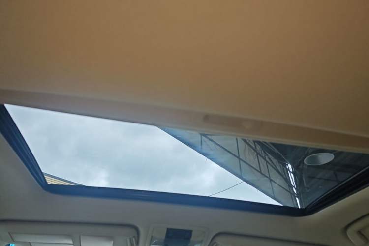 Used Toyota Prado 2017 4000 TXL Dual Airbags Side-Mounted – Middle East Version Headliner