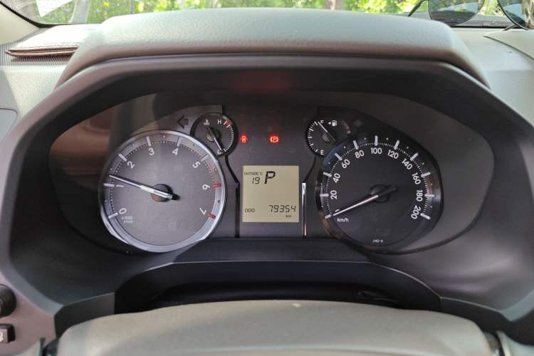 Used Toyota Prado  Instrument Cluster
