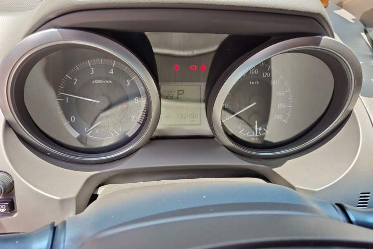 Used Toyota Prado 2017 4000 TXL Dual Airbags Side-Mounted – Middle East Version Instrument Cluster