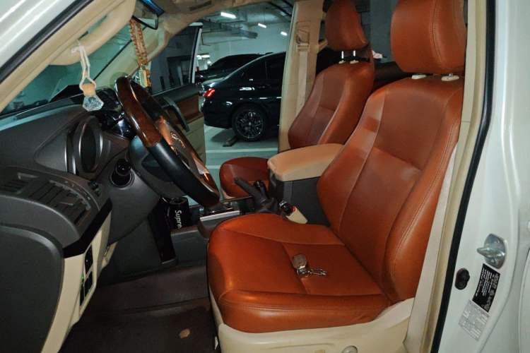Used Toyota Prado  Left Front Seat