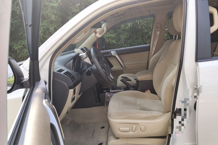 Used Toyota Prado  Left Front Seat