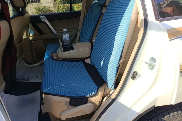 Used Toyota Prado 2017 2.7L Automatic 2700 Gasoline 4x4 7-Seater – Middle East Version Left Rear Seat