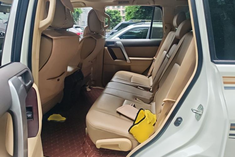 Used Toyota Prado 2017 2700 VX with Nine Airbags Outboard Mount – Middle East Version Left Rear Seat