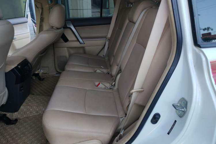 Used Toyota Prado 2017 2.7L Parallel Import Left Rear Seat