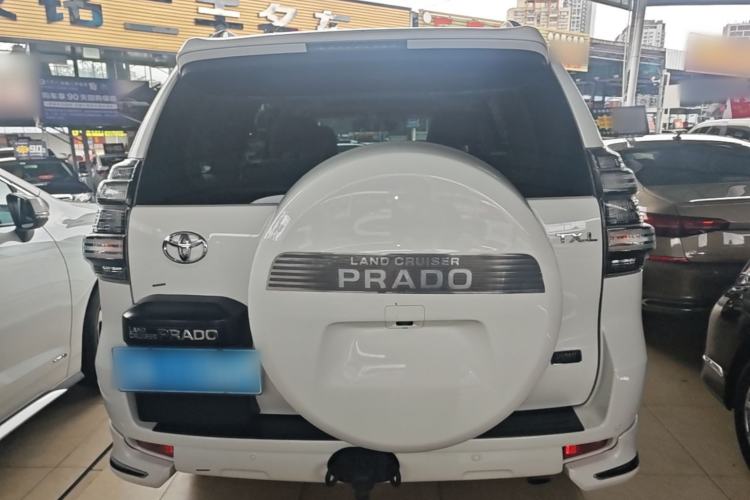 Used Toyota Prado 2017 4000 TXL Dual Airbags Side-Mounted – Middle East Version Rear