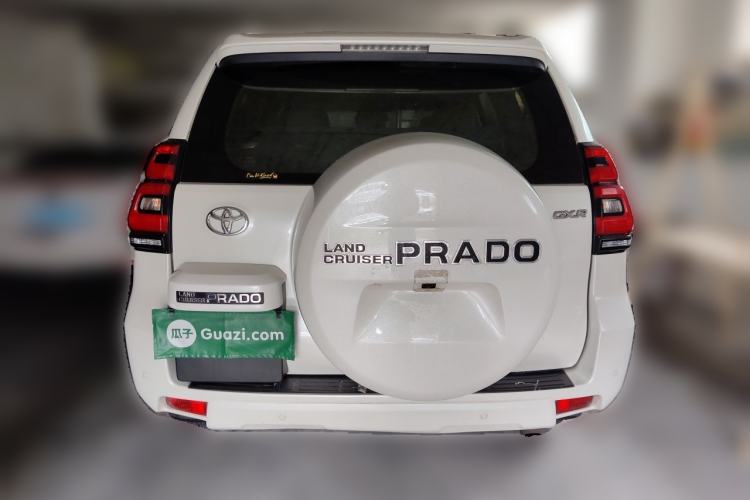 Used Toyota Prado 2017 4.0L U.S.-Spec Version 7 Seats Rear