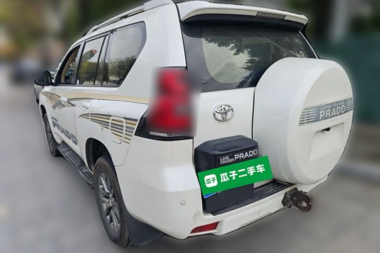 Used Toyota Prado 2017 4.0L U.S.-Spec Version 7 Seats Rear Left 45 Deg