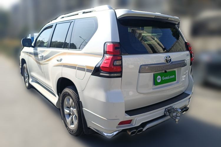 Used Toyota Prado 2017 2.7L Automatic 2700 Gasoline 4x4 7-Seater – Middle East Version Rear Left 45 Deg