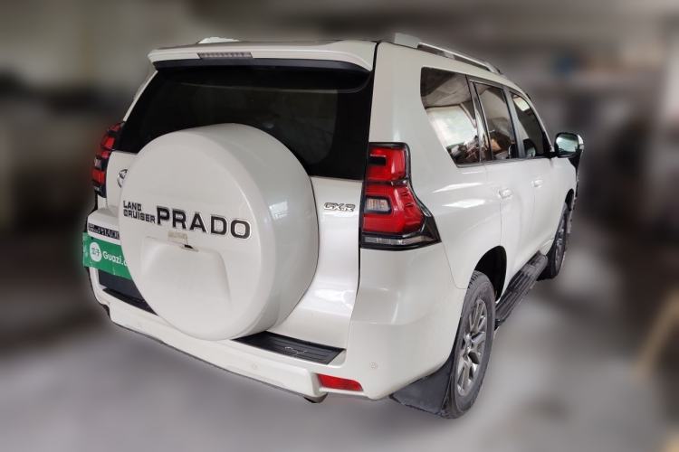 Used Toyota Prado 2017 4.0L U.S.-Spec Version 7 Seats Rear Right 45 Deg