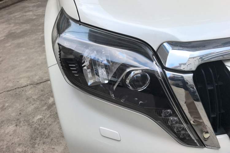 Used Toyota Prado 2017 2700 TXL Middle East Edition Right Front Headlight