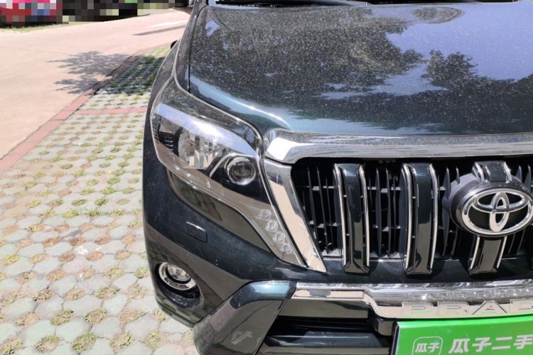 Used Toyota Prado  Right Front Headlight