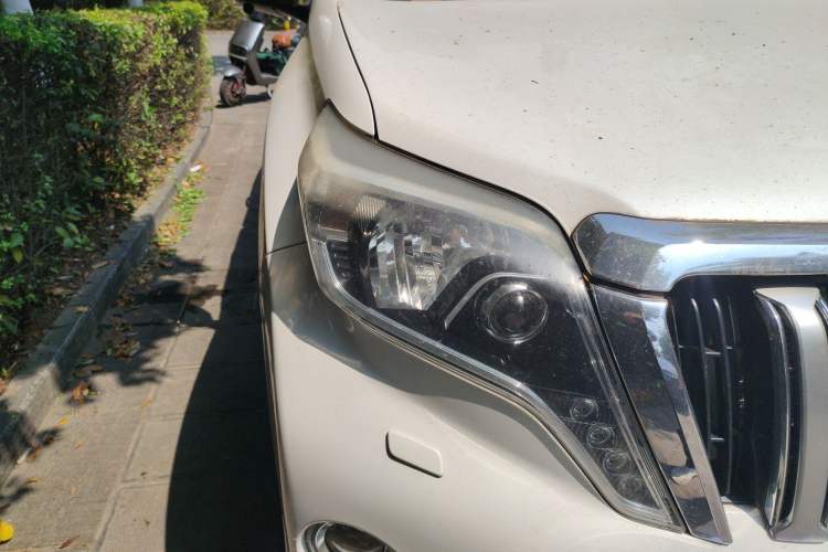 Used Toyota Prado 2017 2700 TXL Middle East Edition Right Front Headlight