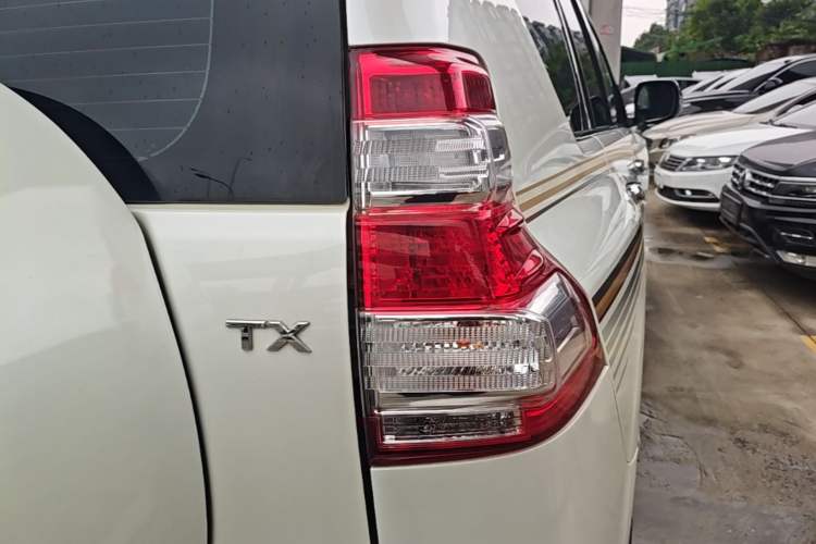 Used Toyota Prado 2017 2.7L Parallel Import Right Rear Taillight