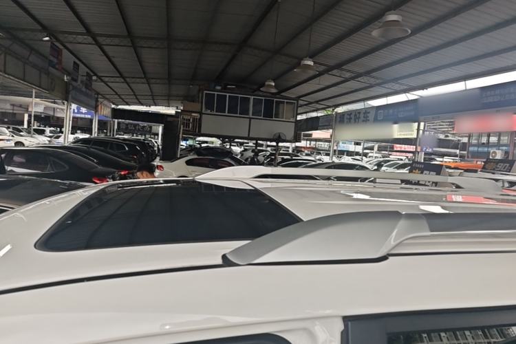 Used Toyota Prado 2017 4000 TXL Dual Airbags Side-Mounted – Middle East Version Roof