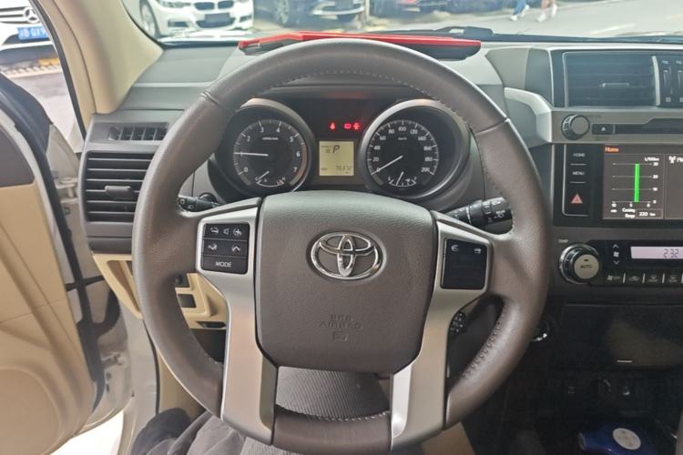 Used Toyota Prado 2017 4000 TXL Dual Airbags Side-Mounted – Middle East Version Steering Wheel