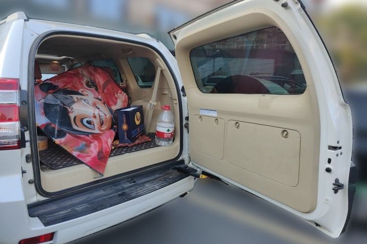 Used Toyota Prado  Trunk