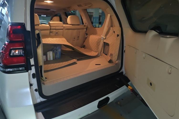 Used Toyota Prado  Trunk