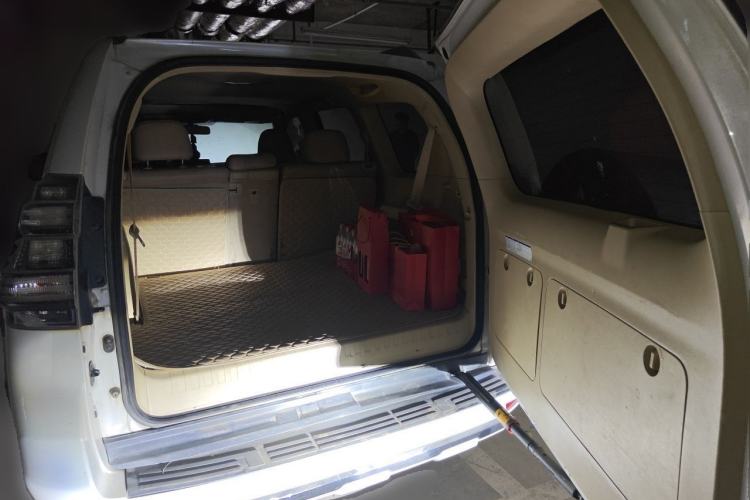 Used Toyota Prado 2017 2.7L Parallel Import Trunk