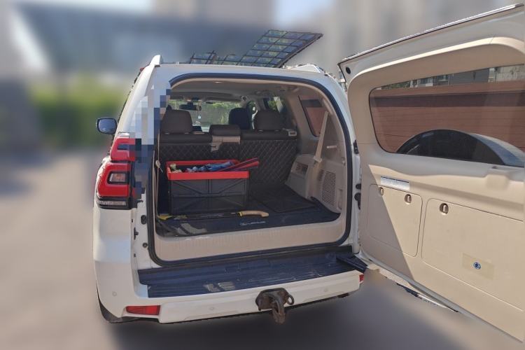 Used Toyota Prado  Trunk