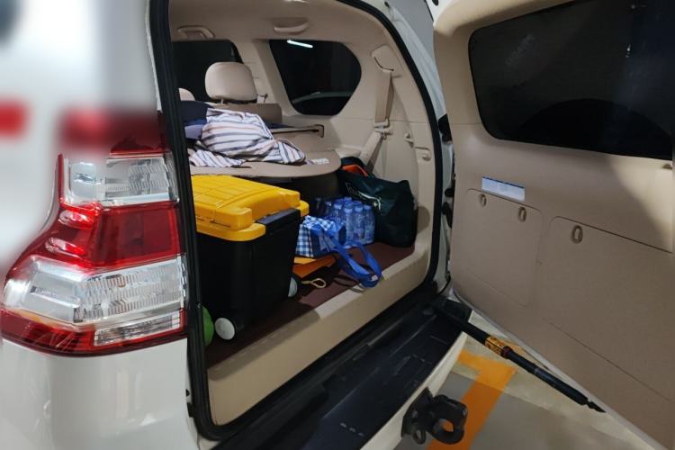 Used Toyota Prado  Trunk