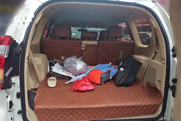 Used Toyota Prado  Trunk