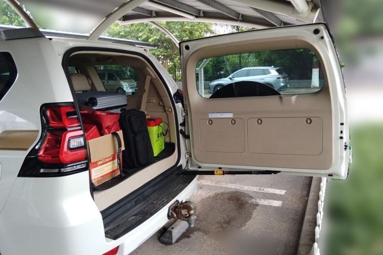 Used Toyota Prado  Trunk