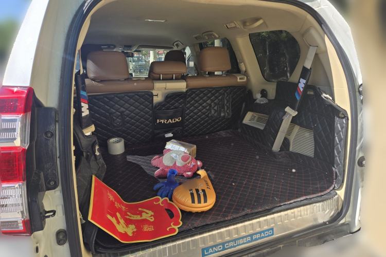 Used Toyota Prado  Trunk