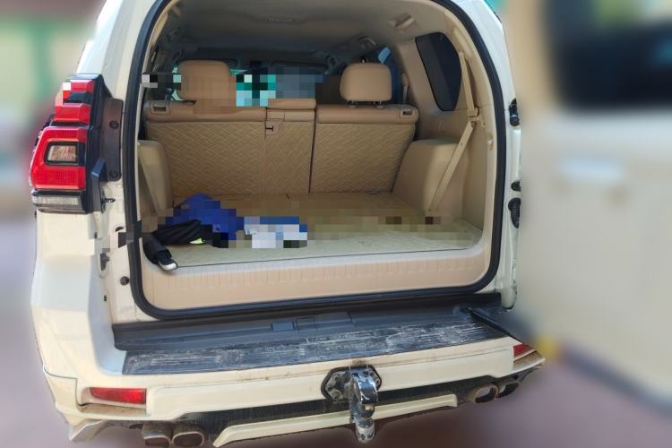 Used Toyota Prado  Trunk