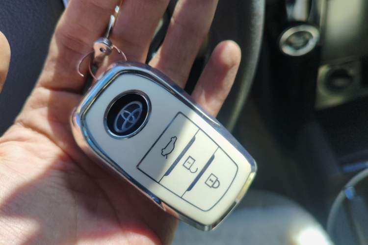 Used Toyota Prado  Vehicle Key