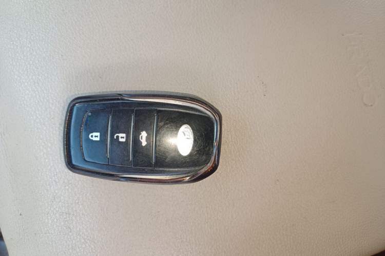 Used Toyota Prado  Vehicle Key