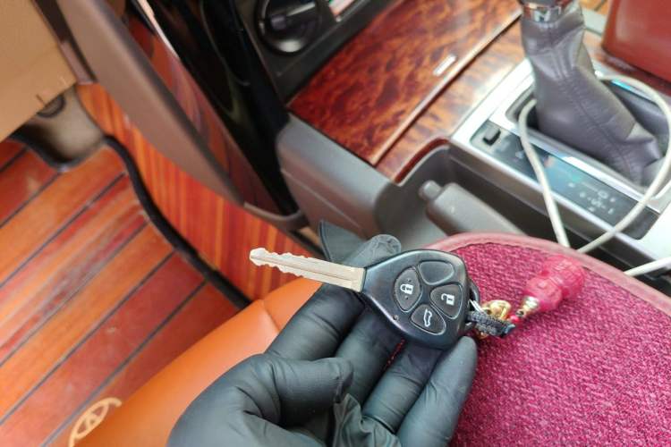 Used Toyota Prado  Vehicle Key