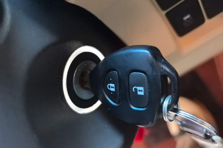 Used Toyota Prado 2017 2700 TXL Middle East Edition Vehicle Key