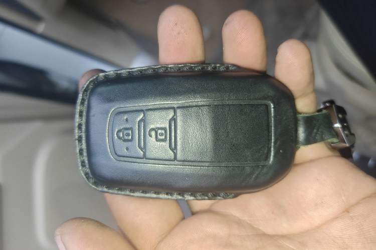 Used Toyota Prado 2017 2.7L Parallel Import Vehicle Key