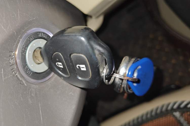 Used Toyota Prado 2017 2700 TX Middle East Edition Vehicle Key