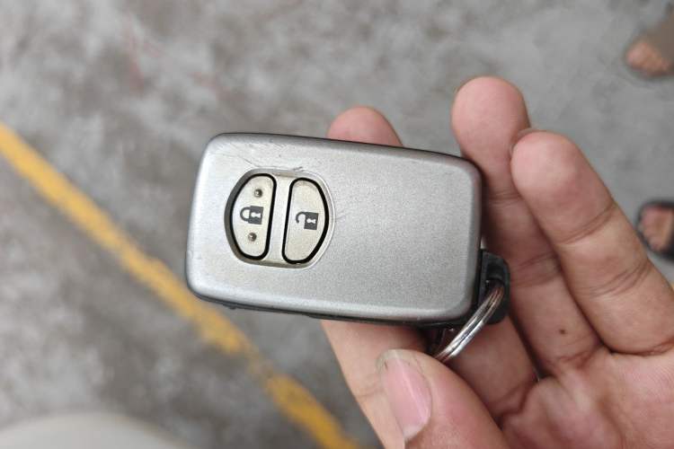 Used Toyota Prado  Vehicle Key