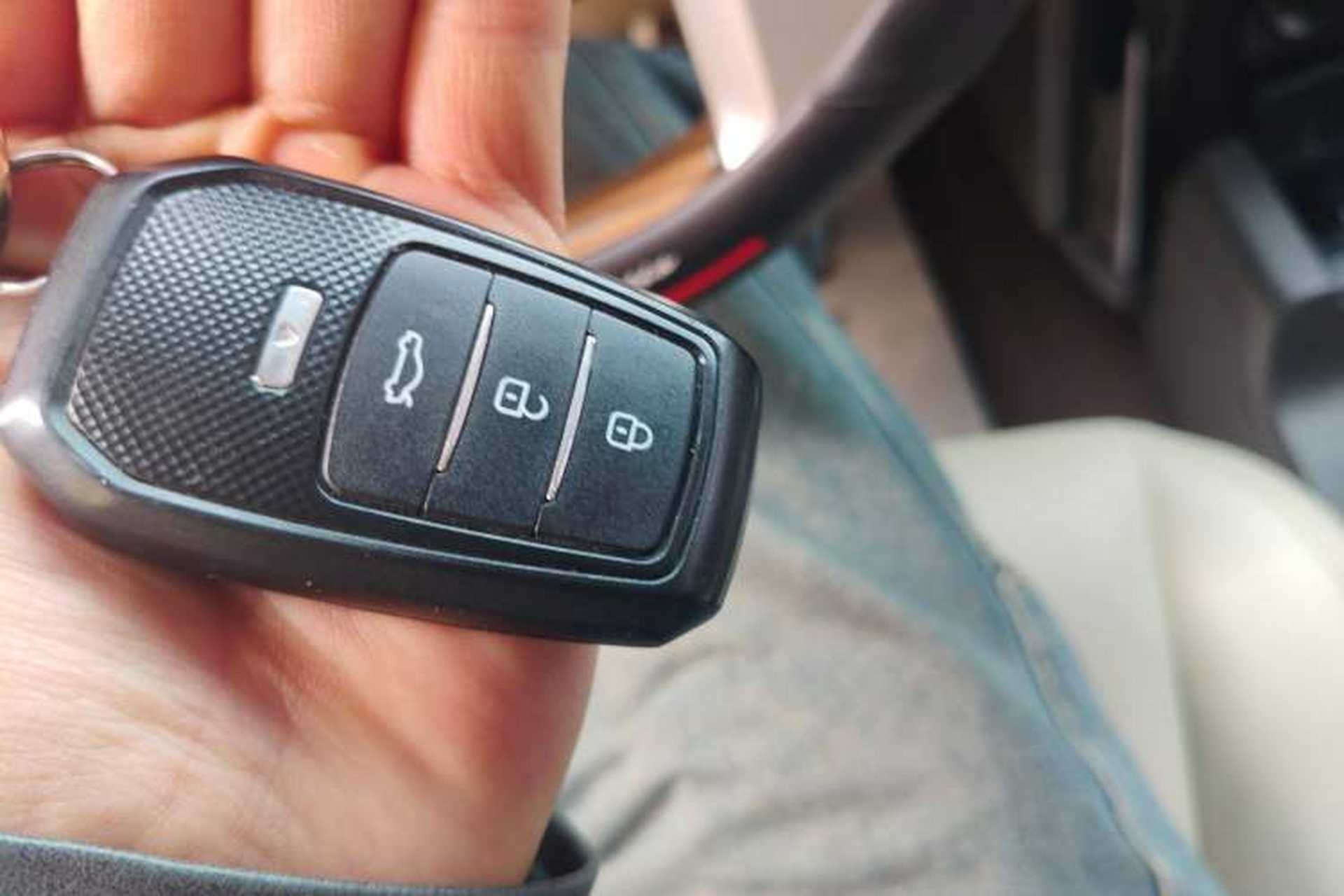 Used Toyota Prado  Vehicle Key