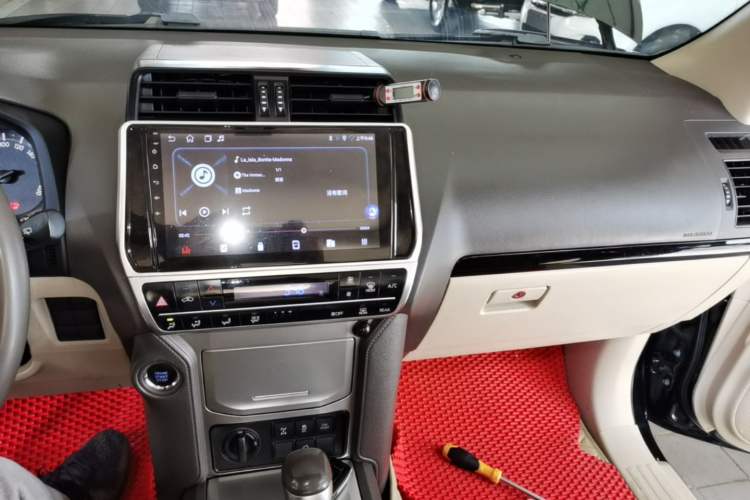 Used Toyota Prado  Audio And AC Panel