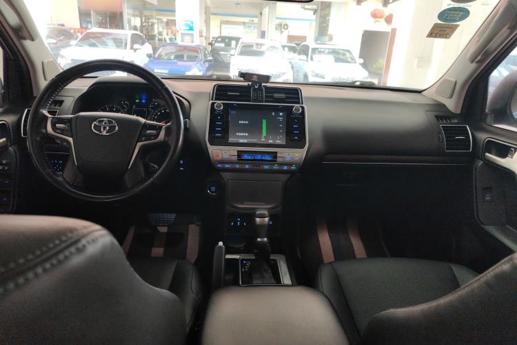 Used Toyota Prado 2018 3.5L Automatic TX-L with Rear-Mounted Spare Tire Center Console