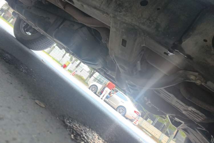Used Toyota Prado 2018 3.5L Automatic TX-L NAVI with Rear-Mounted Spare Tire Chassis Front Right