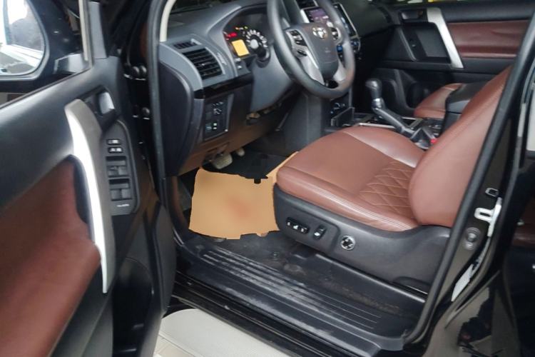 Used Toyota Prado  Driver Seat