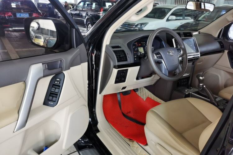 Used Toyota Prado  Driver Seat
