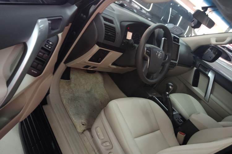 Used Toyota Prado 2018 4.0L Parallel Import Driver Seat