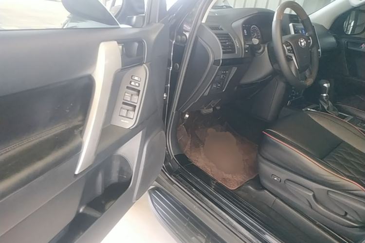 Used Toyota Prado 2018 2.7L Parallel Import Driver Seat
