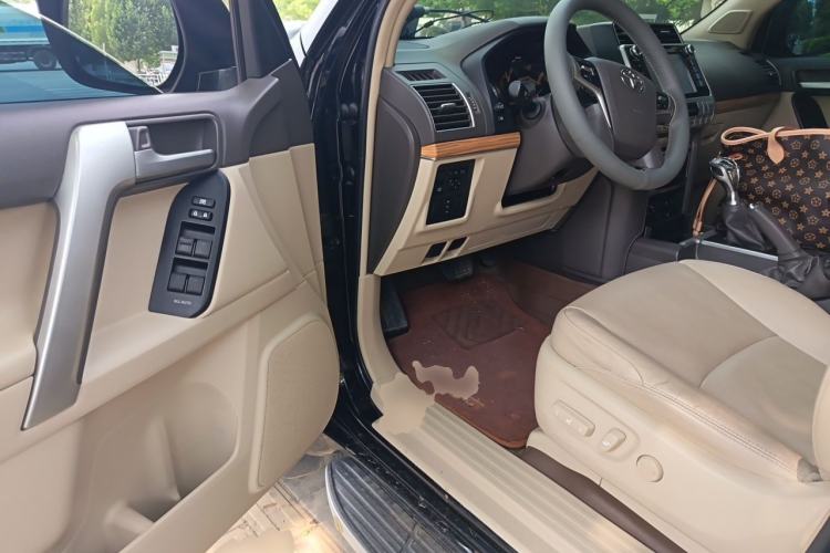 Used Toyota Prado 2018 3.5L Automatic TX-L Driver Seat